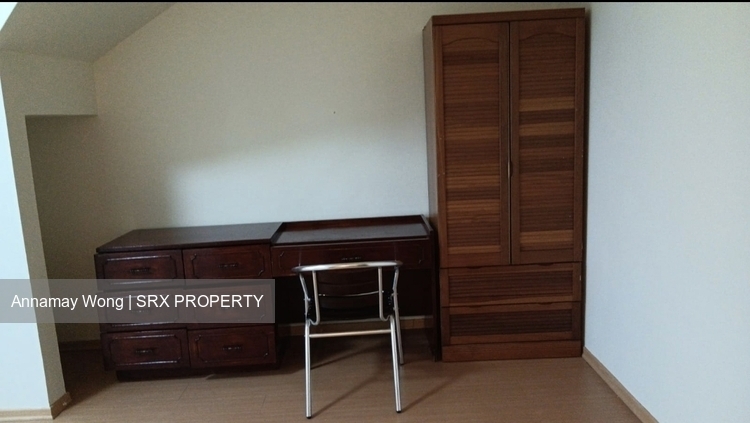 Sennett Estate (D13), Terrace #445809691